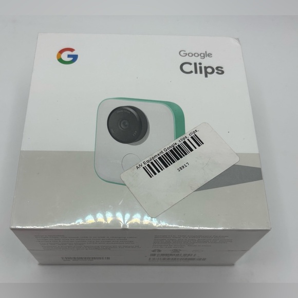 Google Clips Smart Camera 16GB Wi-Fi Bluetooth New Sealed - Picture 1 of 7